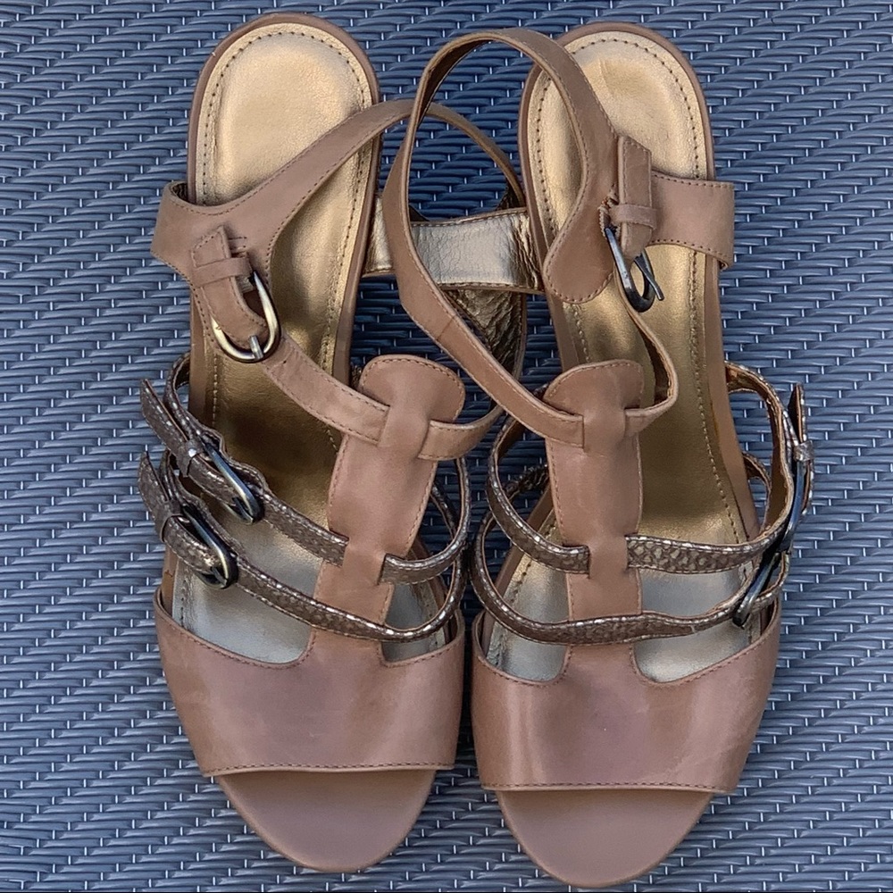Joan & David Circa Luxe Platform Sandals.